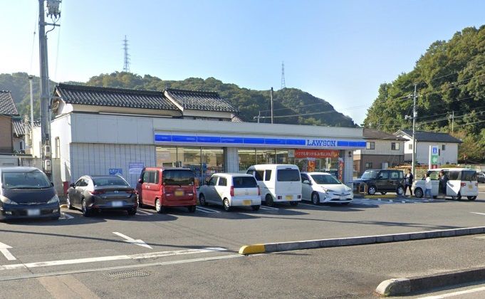近くのローソン 益田土井町店まで521m(徒歩7分)