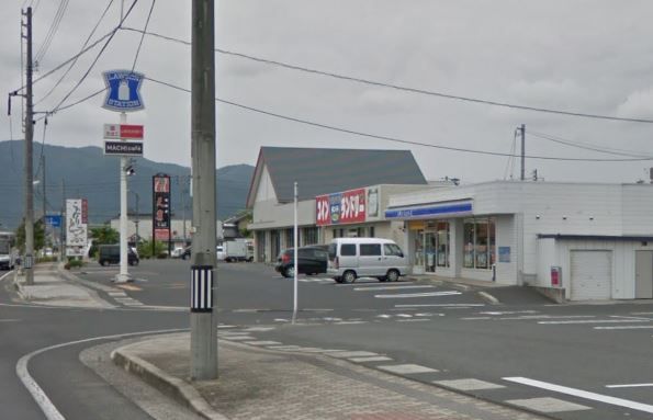 近くのローソン 平田中ノ島店まで619m（徒歩8分）