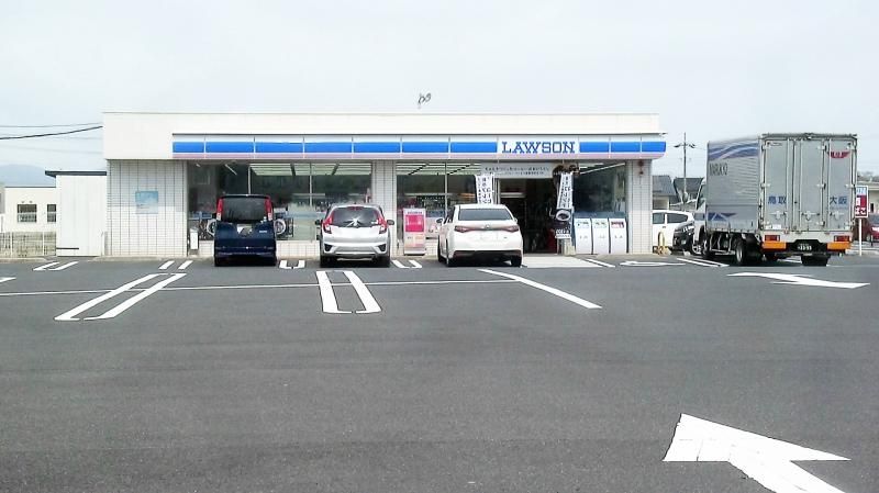 近くのローソン 斐川荘原店まで1,124m（徒歩15分）