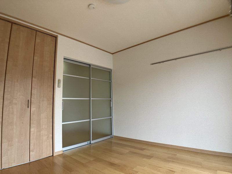 ベッドルーム