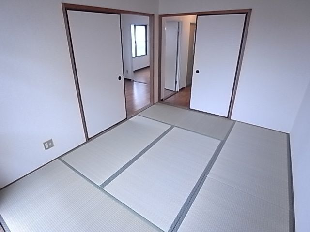 ベッドルーム