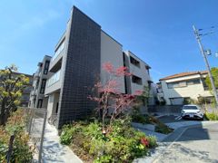 BRISE ET MEISONの外観画像