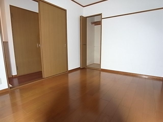 ベッドルーム