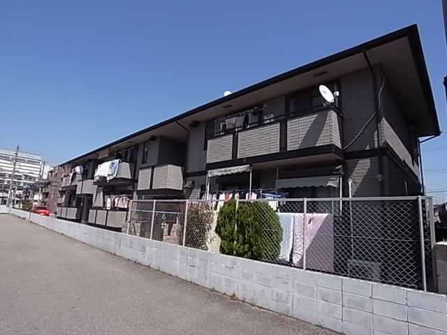 ワープリーの外観画像