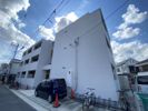 ラージヒル尼崎東の外観