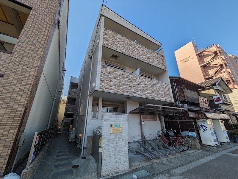 クリエオーレ東本町IIの外観画像