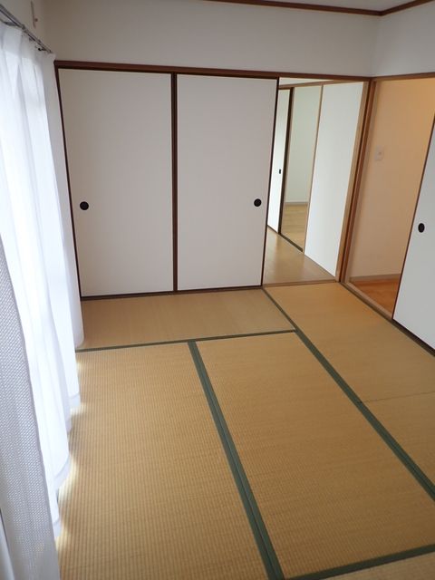 ベッドルーム
