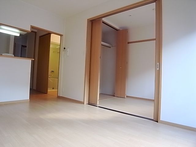 ベッドルーム