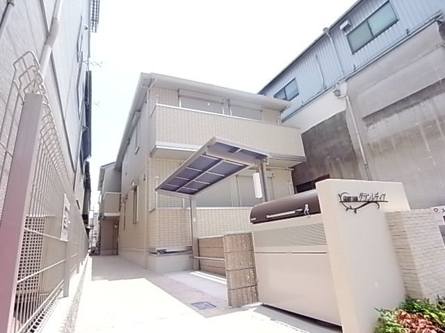 グランレディアの外観画像