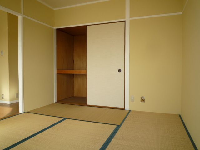 ベッドルーム