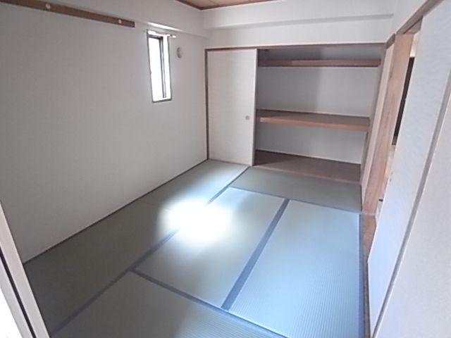 ベッドルーム