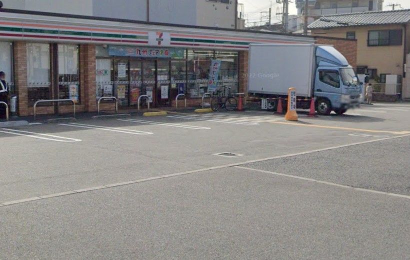 近くのセブンイレブン 尼崎久々知西町1丁目店まで154m（徒歩2分）