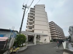 ファミールメゾンの外観画像