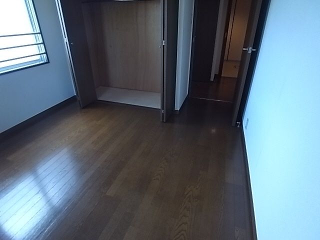ベッドルーム