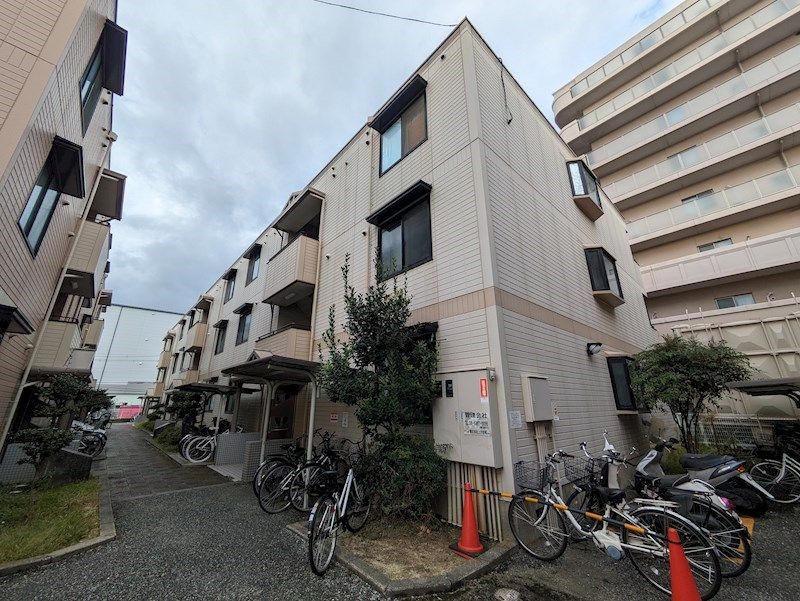 サニーハイツ高台C棟の外観画像