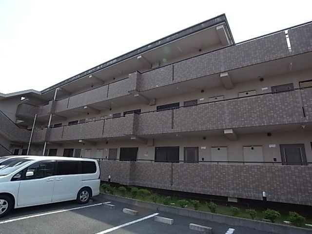 クレール南鈴原の外観画像
