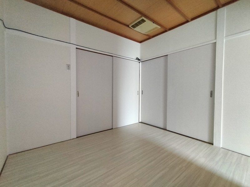 近くのセブンイレブン 伊丹北本町3丁目店まで470m(徒歩6分)