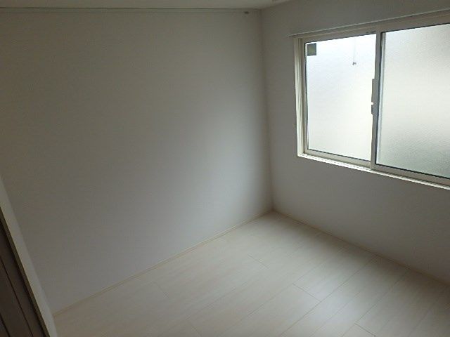 ベッドルーム