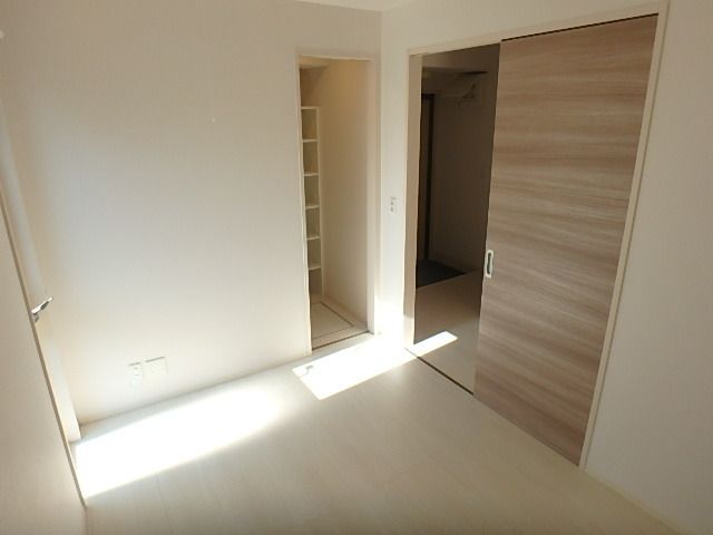 ベッドルーム