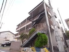 カマールサリの外観画像