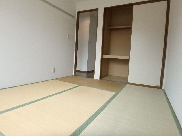 ベッドルーム