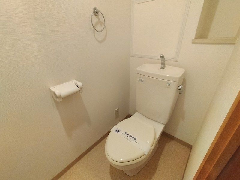 近くのファミリーマート 伊丹森本店まで326m（徒歩5分）