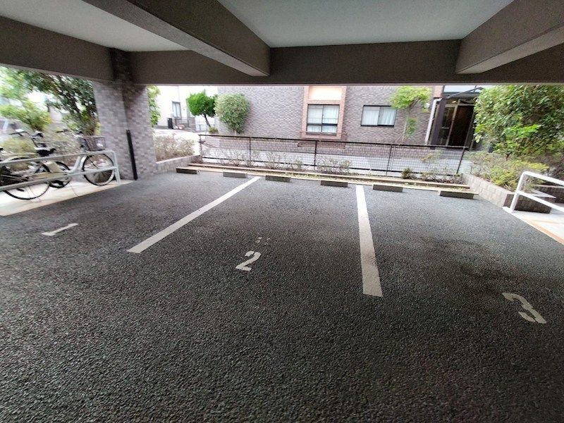 近くのファミリーマート 伊丹中野東店まで236m(徒歩3分)