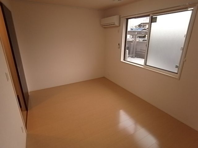 ベッドルーム