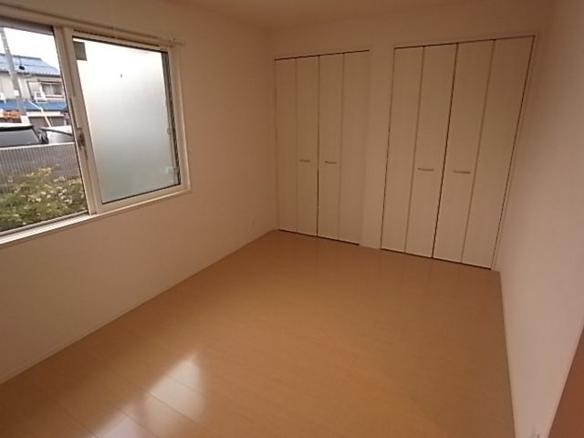 ベッドルーム