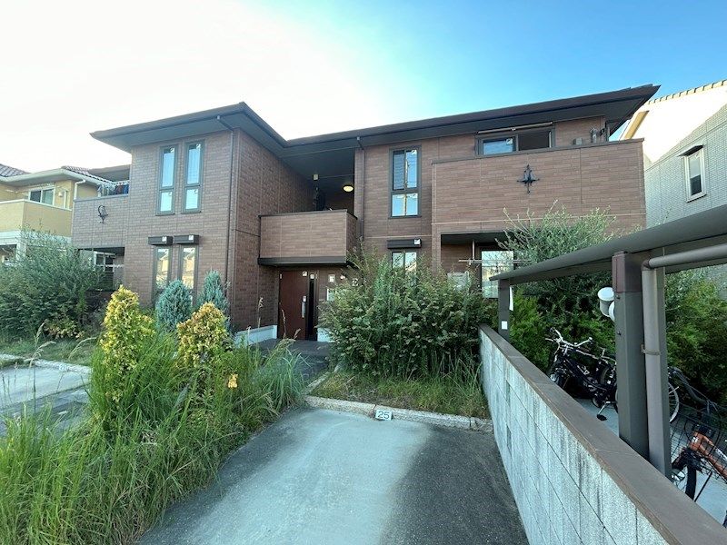 ヴィラソレアーダ中野 E棟の外観画像