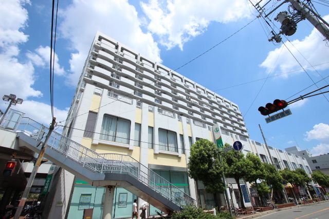 塚口さんさんタウン2番館の外観画像