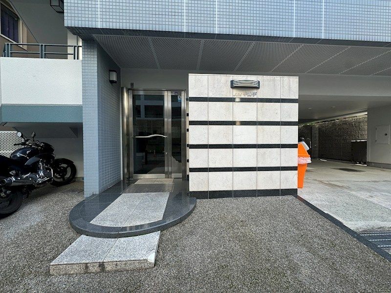 近くのセブンイレブン 神戸ハンター坂店まで137m(徒歩2分)