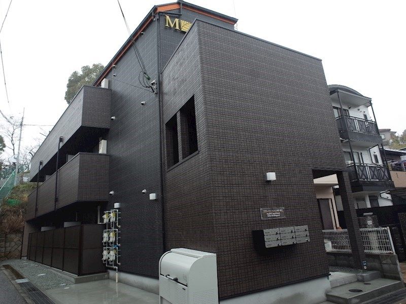 モダンアパートメント神戸湊川の外観画像