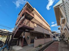 メニーローザ甲東園の外観画像