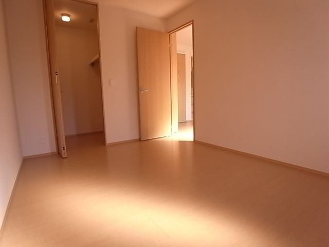 ベッドルーム