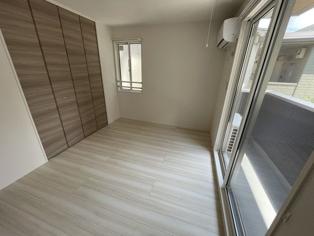 ベッドルーム
