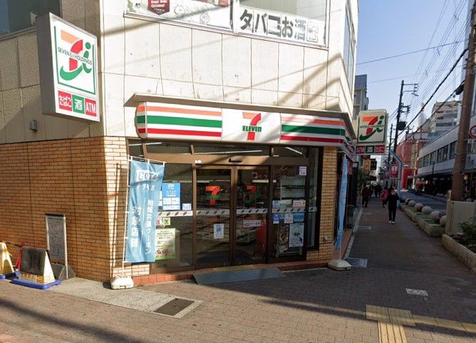 近くのセブンイレブン 神戸三宮駅南店まで121m（徒歩2分）