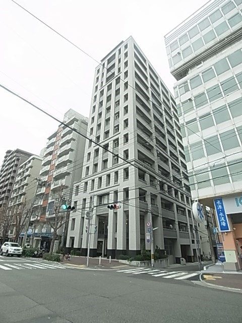 ワコーレディアルクス三宮の外観画像