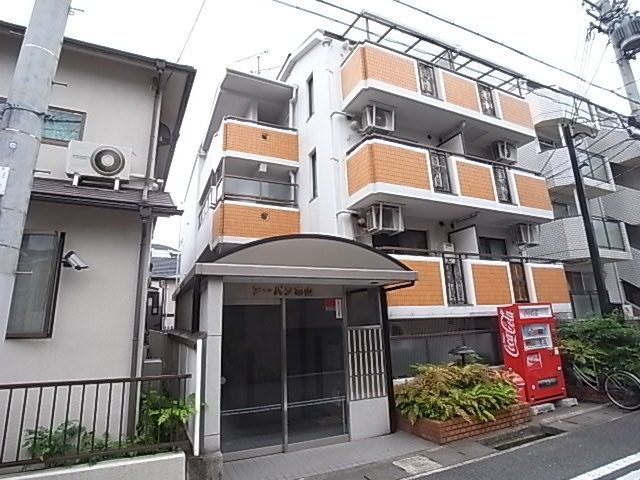 アーバン本山の外観画像