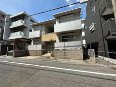 シャーメゾン岡本の外観画像