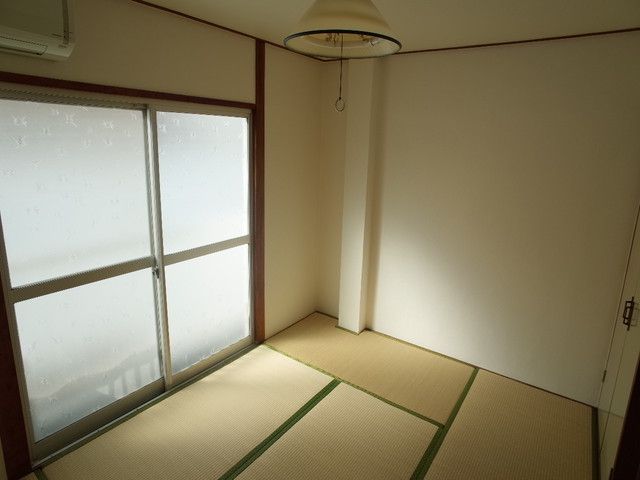 ベッドルーム