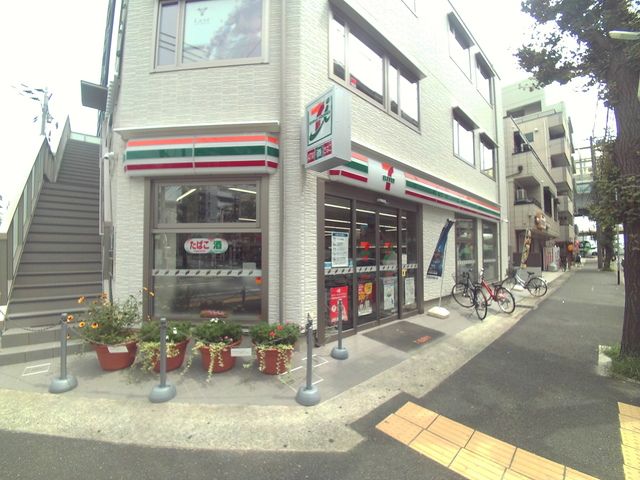 近くのセブンイレブン神戸深江本町3丁目店まで53m（徒歩1分）