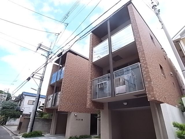 ツインズ八幡の外観画像