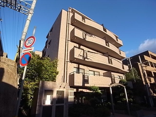 シャトー大原の外観画像