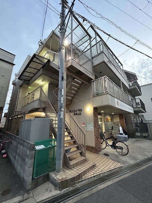 サンロイヤル武庫之荘の外観画像
