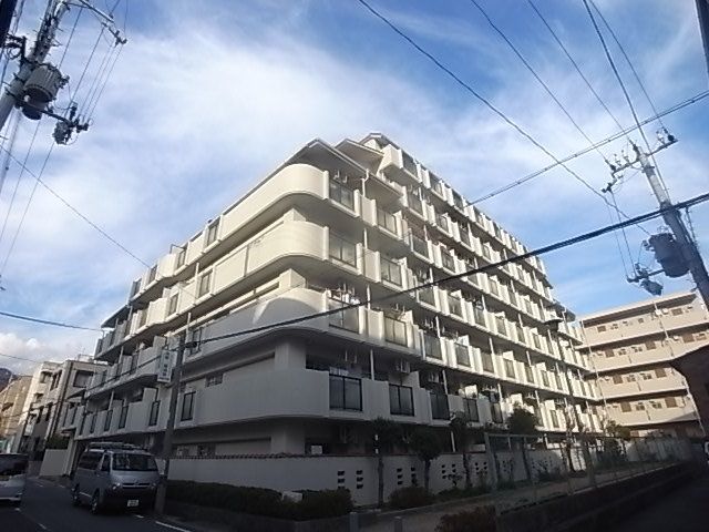 甲南グランドハイム本山の外観画像