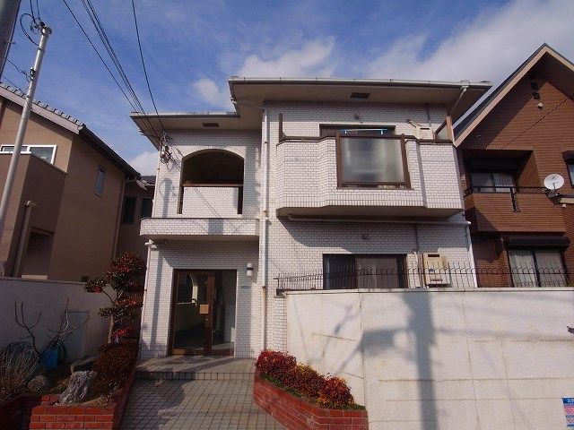 甲風ハイツの外観画像