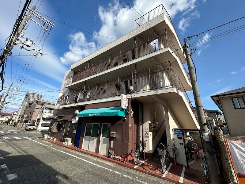 宝津マンションの外観画像