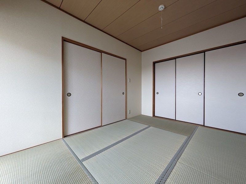 ベッドルーム