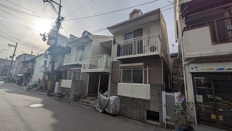 ウエストパレスの外観画像